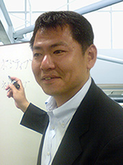 佐藤 友三